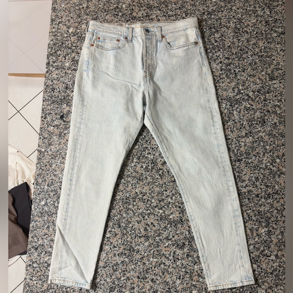 Levi’s Light Wash Wedgie Skinny Capris - New with Tags, Size 12 (W 31)